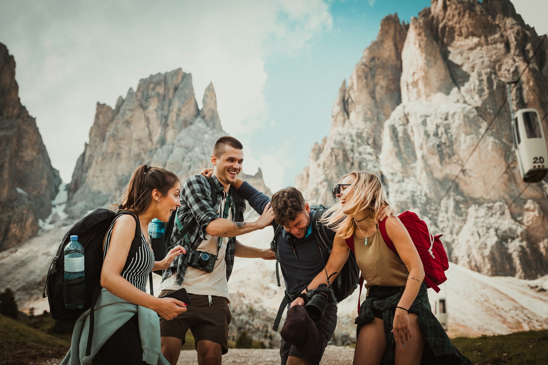 https://www.brilliantdirectories.com/blog/weekly-podcast-pick-make-one-new-friend-make-walking-fun-more-by-happier-with-gretchen-rubin