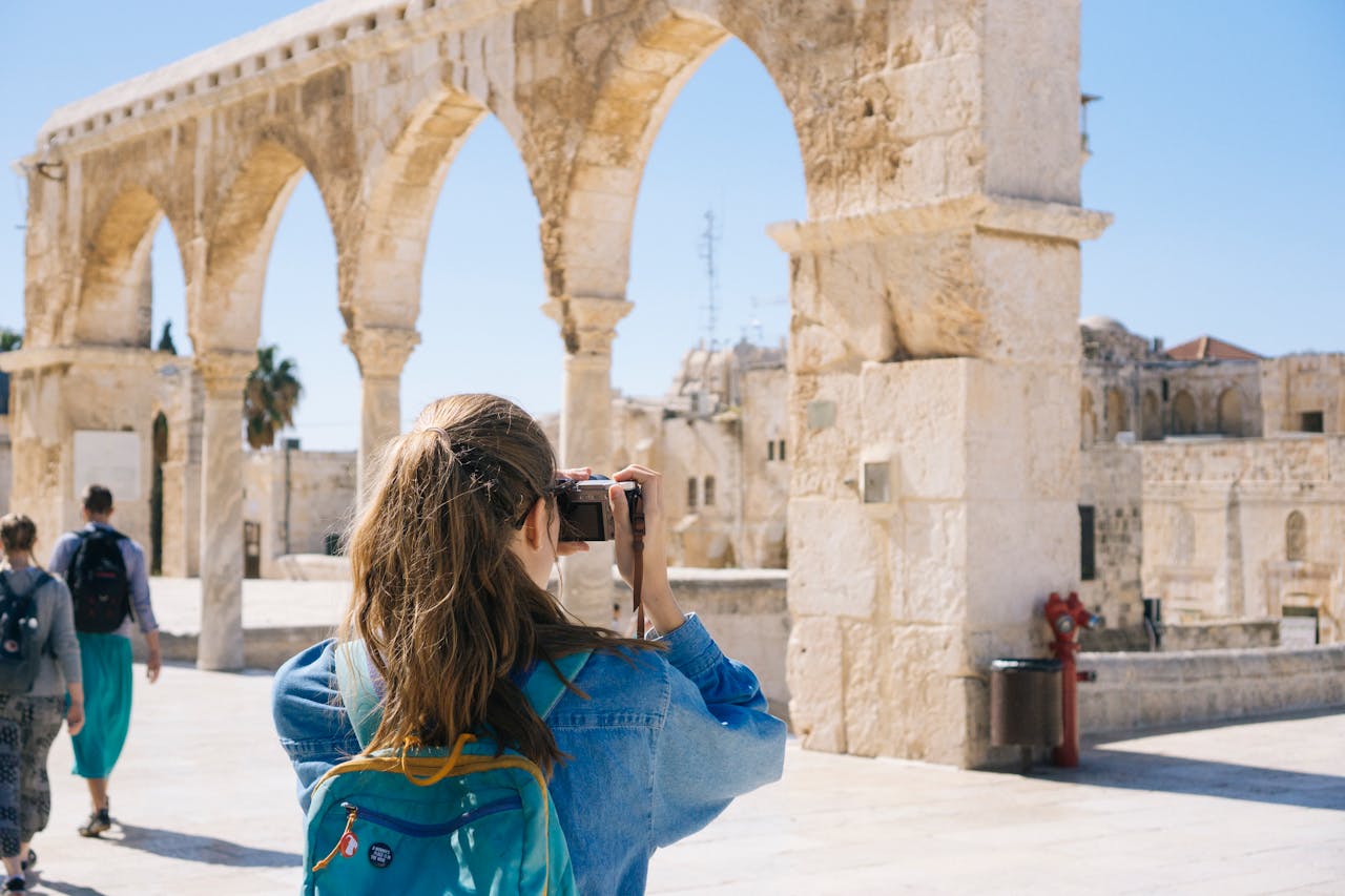 4 GeoDirectory Themes for Tourism Networks